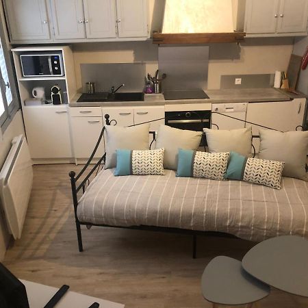 Le Gambetta Apartment Poussan Екстериор снимка