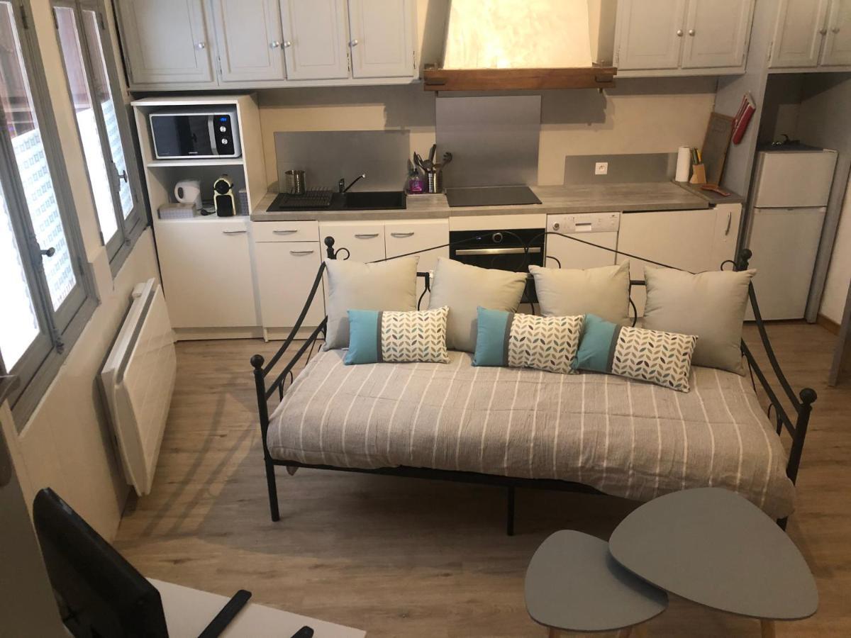 Le Gambetta Apartment Poussan Екстериор снимка